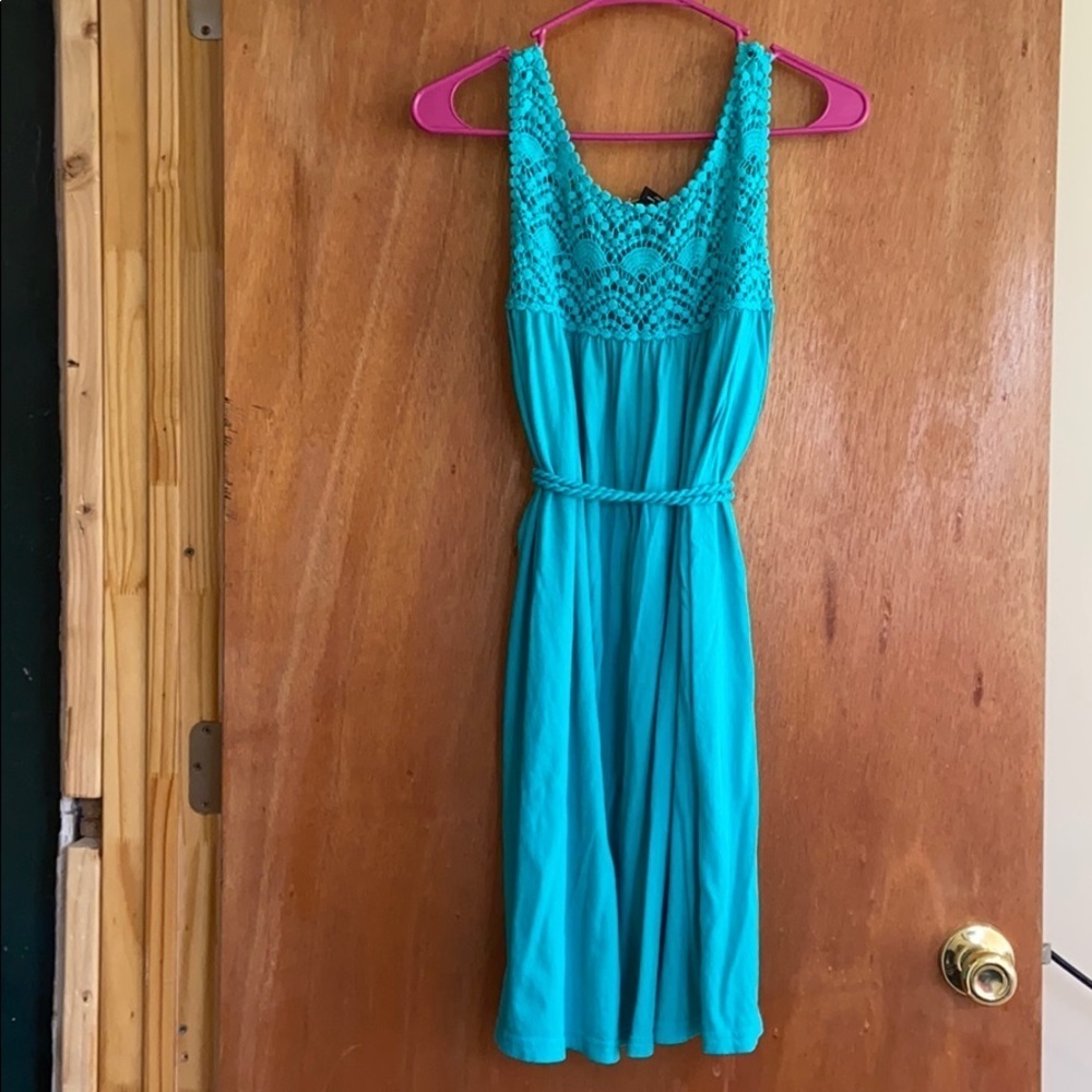 H&M Dress - Picture 2 of 8